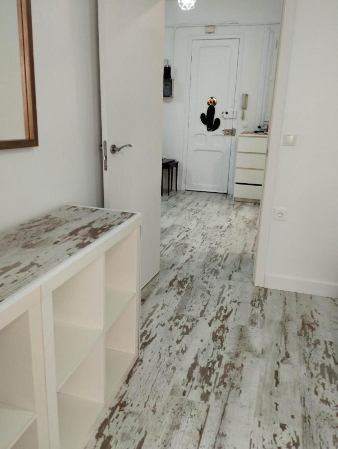 Apartment Fira Bcn Camp Nou L'Hospitalet de Llobregat Buitenkant foto