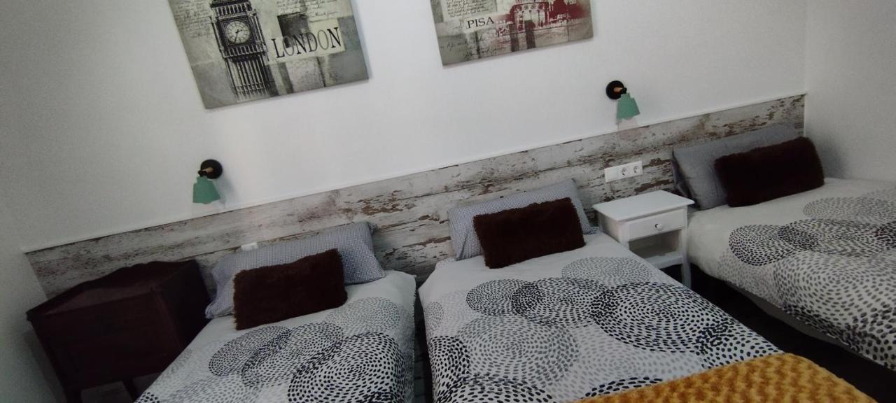 Apartment Fira Bcn Camp Nou L'Hospitalet de Llobregat Buitenkant foto