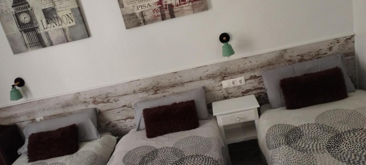 Apartment Fira Bcn Camp Nou L'Hospitalet de Llobregat Buitenkant foto
